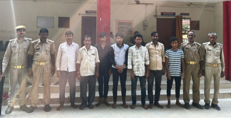 थाना जफराबाद पुलिस टीम द्वारा शांति भंग करने पर 07 अभियुक्तों को निवारक कार्यवाही में किया गया गिरफ्तार।