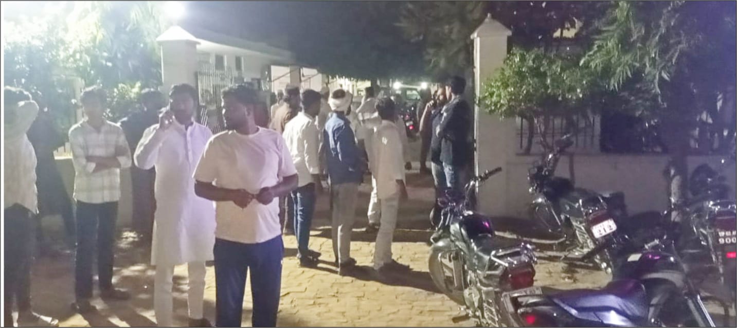सड़क दुर्घटना में एक की हुई मौत एवं दूसरा घायल